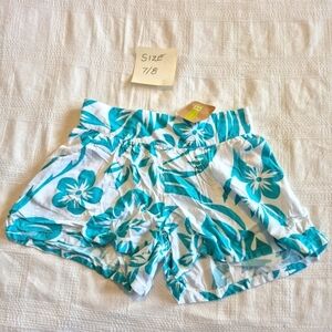 Crazy 8 girls size 7/8 or Medium 100% Rayon blue & white shorts NWT